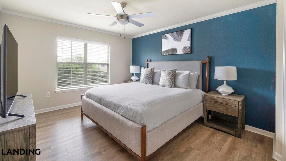 Building Photo - 210 Hillwood Blvd