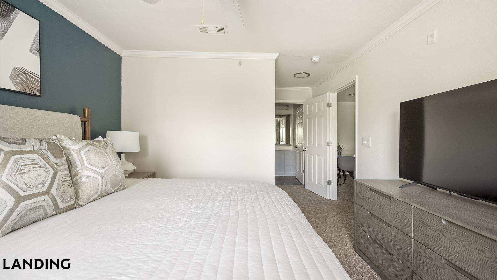 Building Photo - 210 Hillwood Blvd