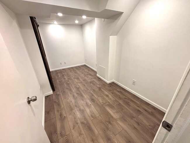 Building Photo - 2165 Greystone Pl