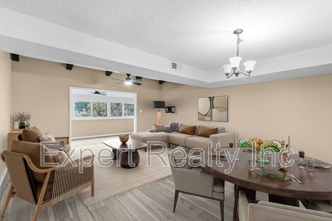 Building Photo - 510 Running Brook Rd