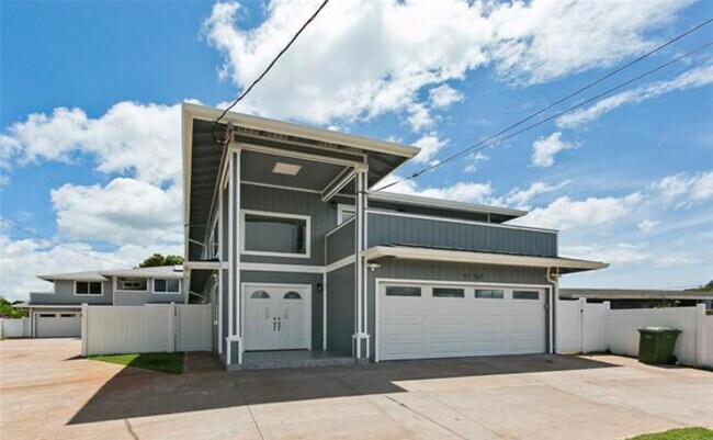 Primary Photo - 91-967 Akaholo St