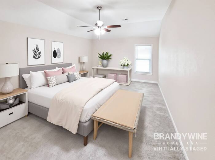 Building Photo - 8301 Meadow Vale Dr