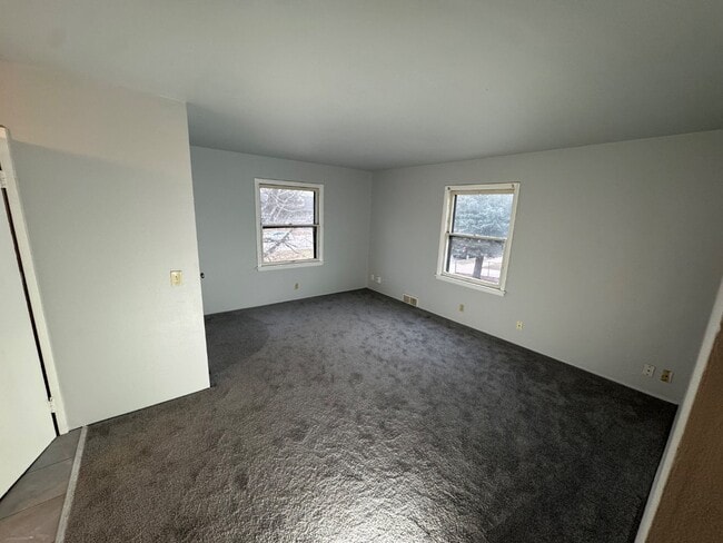Building Photo - 4608 W Howard Ave