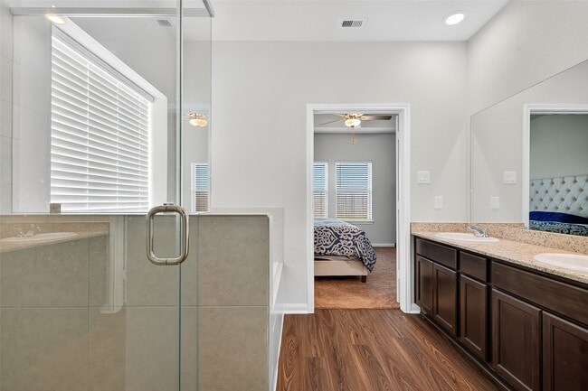 Building Photo - 8102 Coral Dr