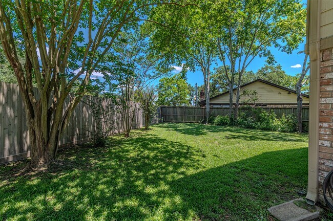 Building Photo - 18506 Creekfield Ct