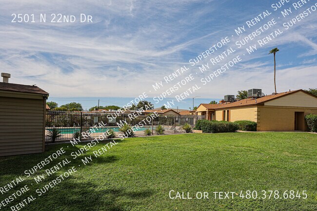 Building Photo - 2501 N 22nd Dr