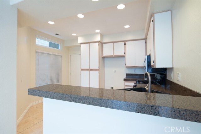 Building Photo - 28372 Boulder Dr