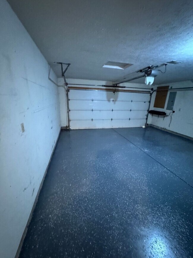 Building Photo - Warren Twp - 3 BR ranch