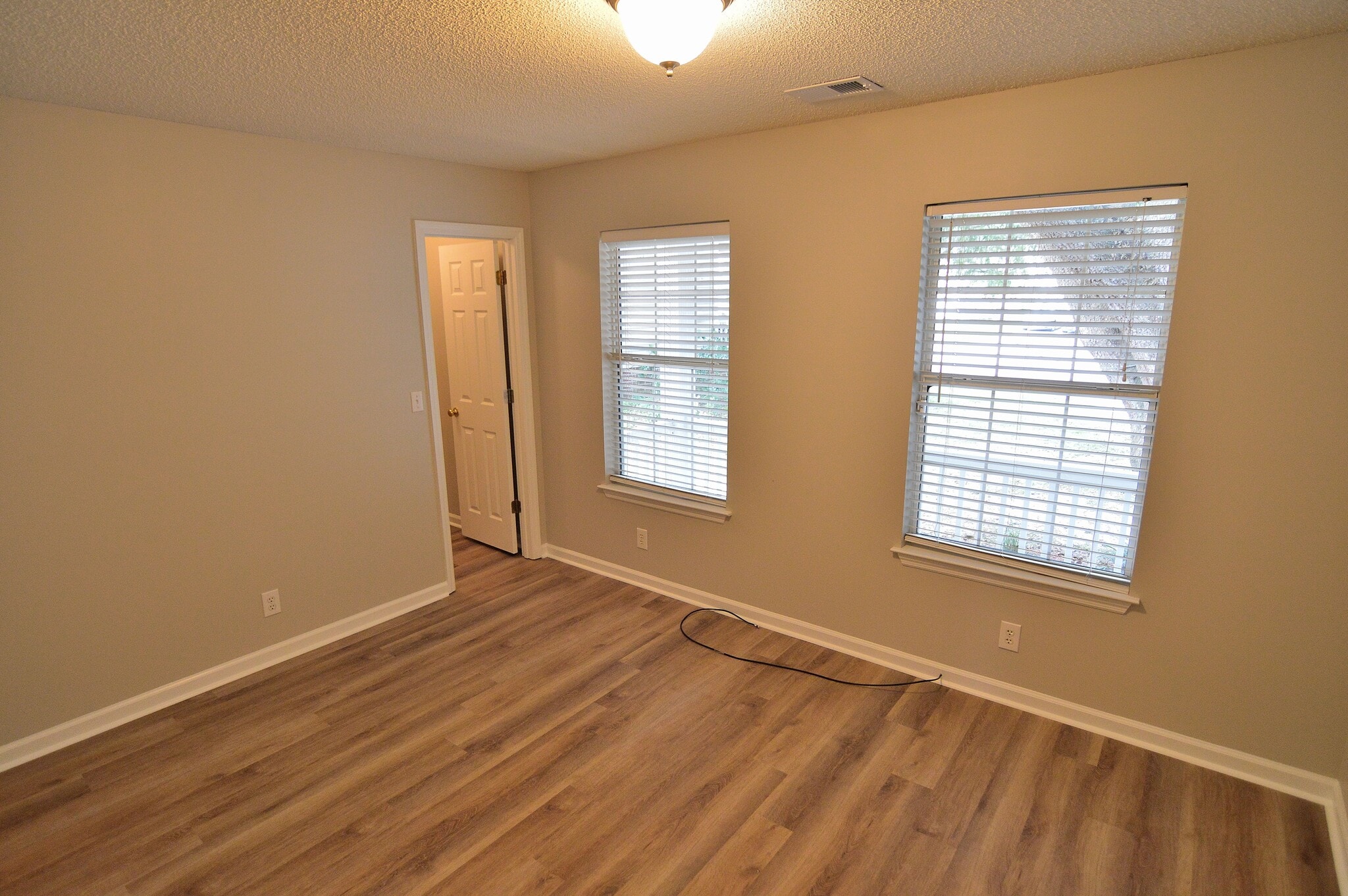 Bedroom 2 - 203 Hawkridge Pl