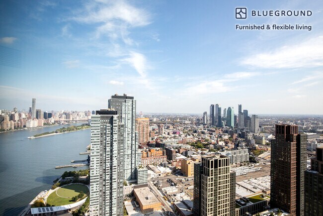 Building Photo - 1-15-15 57th Ave