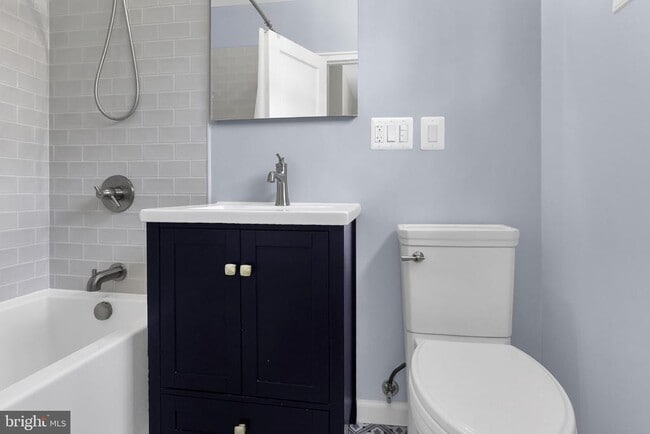 Building Photo - 1400 Martha Custis Dr