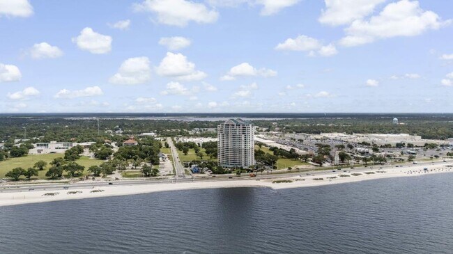 Building Photo - 2668 Beach Blvd