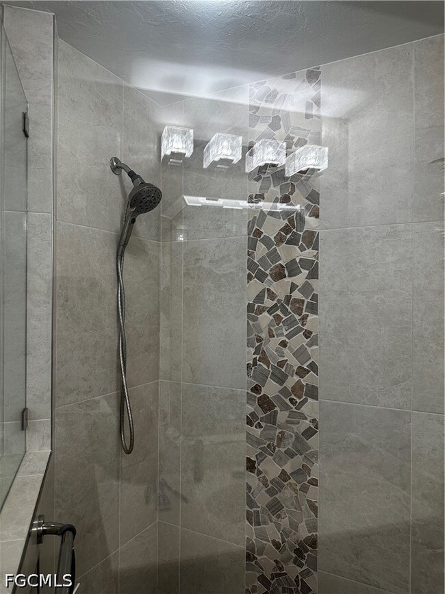 Building Photo - 16420 Millstone Cir