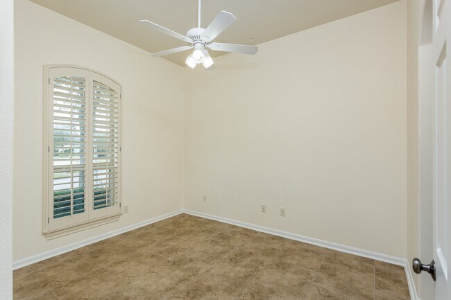 Building Photo - 9227 Mystic Falls Ln