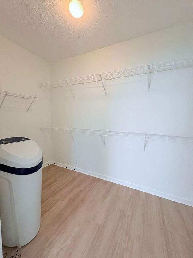 Building Photo - Charming 3 beds 2.5 baths in The Reserves of Beavercreek!