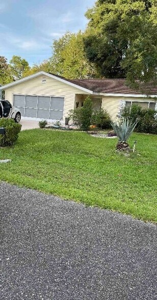 Building Photo - 11281 SW 78th Ct