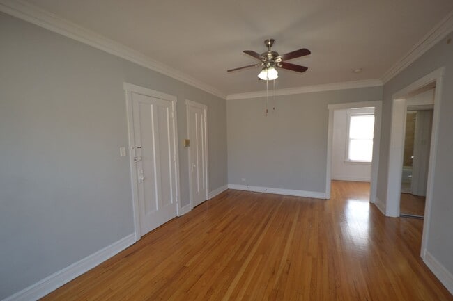 Building Photo - 4402 N Rockwell St