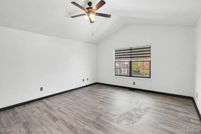 Building Photo - 47547 Ormskirk Dr