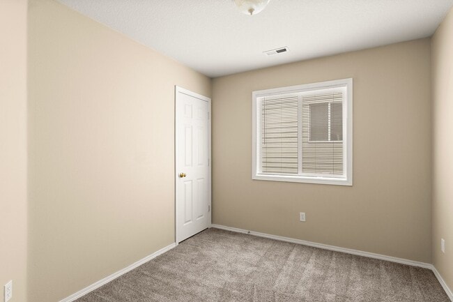 Building Photo - 3977 SW 180th Terrace
