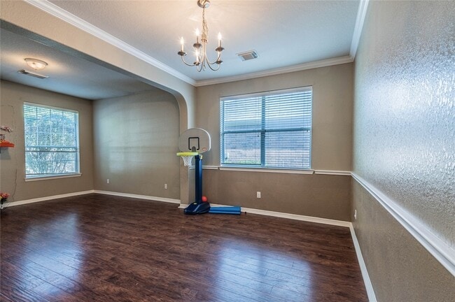 Building Photo - 307 Autumn Creek Ln