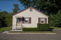 Building Photo - 11 Cordiali Colony Ln