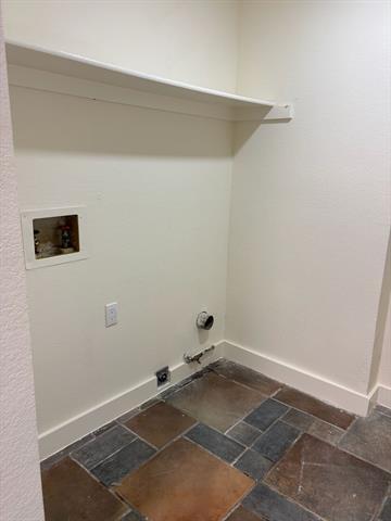Building Photo - 7609 Munich Dr