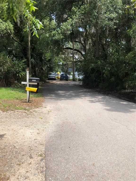 Building Photo - 25422 Pine St