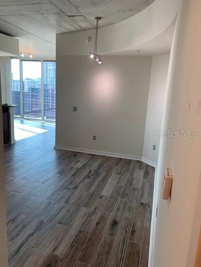 Building Photo - 777 N Ashley Dr