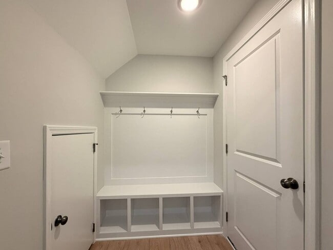 Building Photo - 2459 Englemann Dr