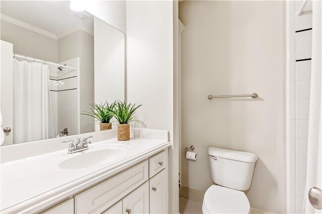 Building Photo - 2991 Sequoyah Dr NW