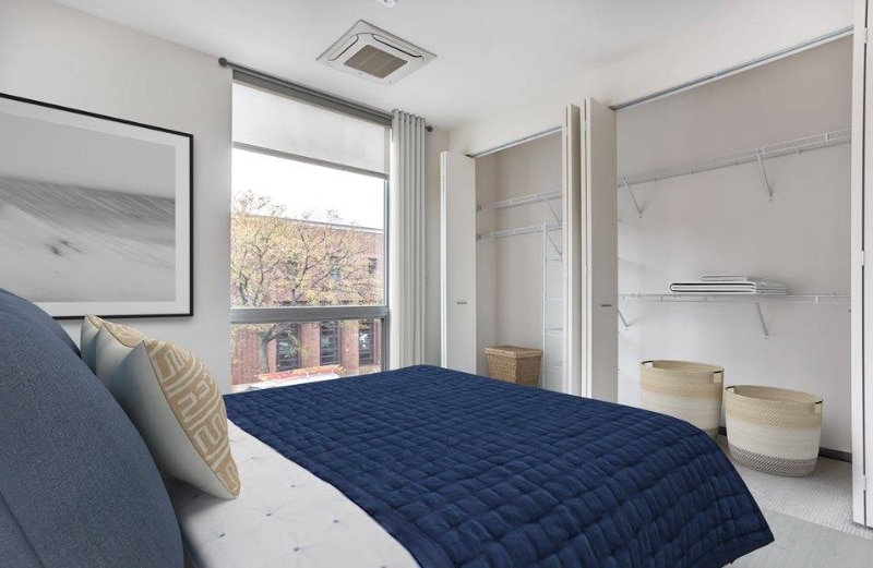 Building Photo - 2360 N California Ave