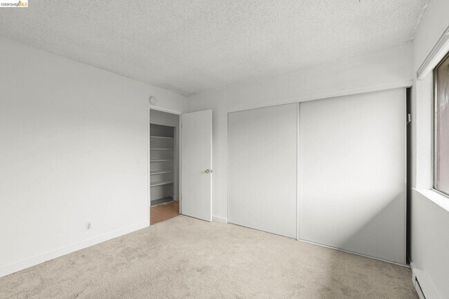 Building Photo - 981 Cheryl Ann Cir