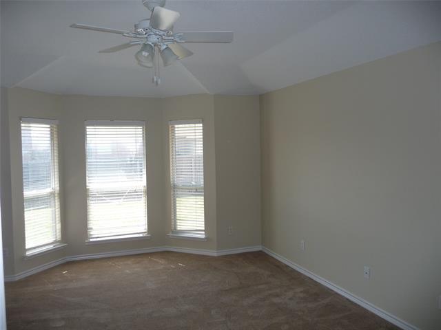 Building Photo - 5601 Tulip Dr