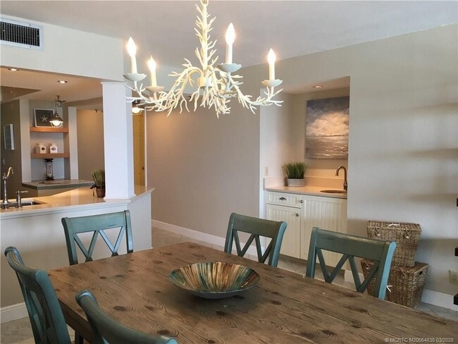 Building Photo - 9600 S Ocean Dr