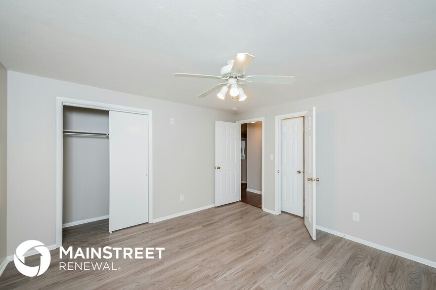 Building Photo - 7471 Teller St