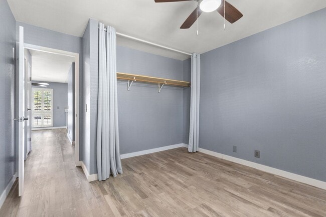 Building Photo - Discover this top-floor, two-bedroom, one-...