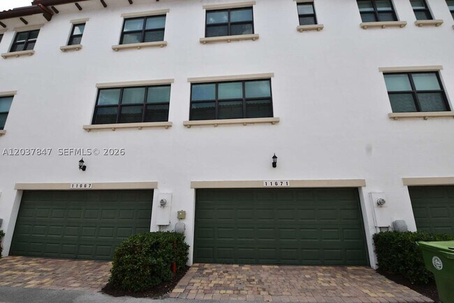 Building Photo - 11671 SW 13th Ct
