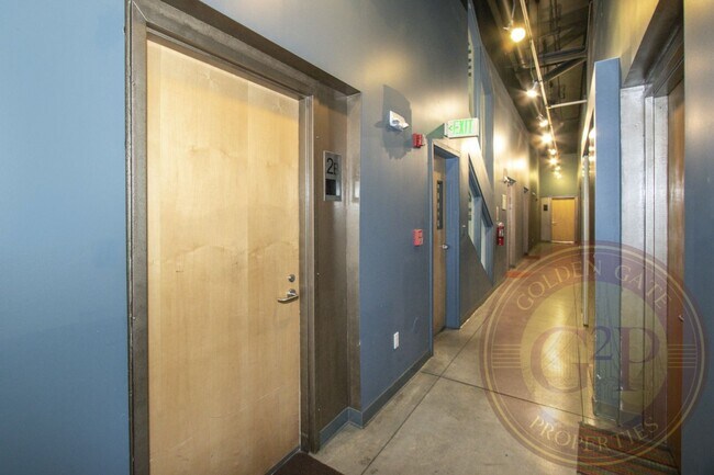Building Photo - SoMa - 1 BR, 2 BA Loft 951 Sq. Ft. - 3D Vi...