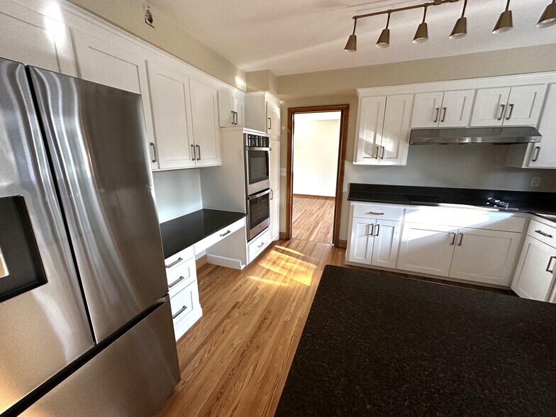 Building Photo - 5111 Thotland Rd