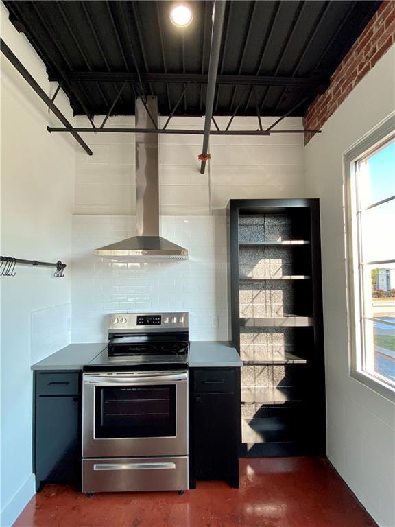 Building Photo - 111 S Main St