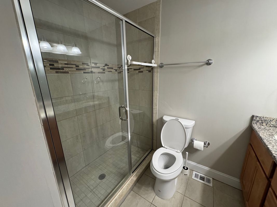 Building Photo - 34 Dora Dr