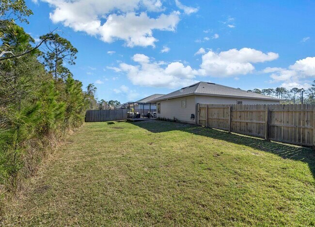 Building Photo - 8390 Island Dr