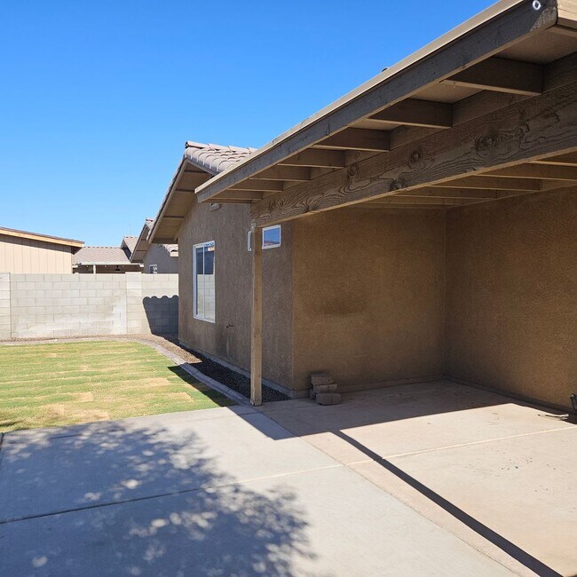Building Photo - Remodeled 3 Bedroom Home with Solar & Landscaping Included!