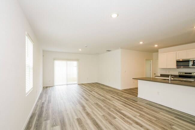 Building Photo - 10583 Gentle Rain Dr