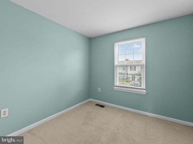 Building Photo - 2178 Mager Dr