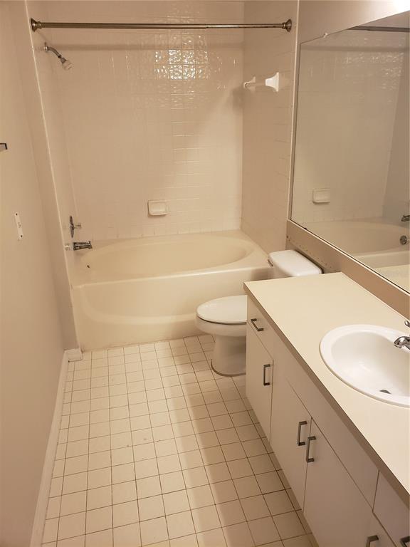 Building Photo - 5500 Metrowest Blvd