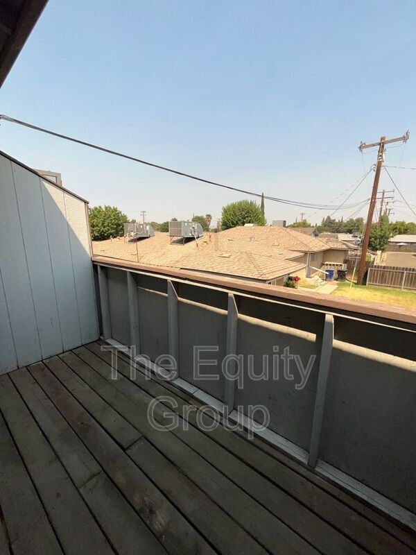 Building Photo - 1889 Emma Lee Ln