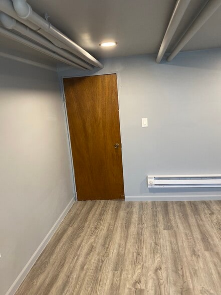 Bedroom - 4865 W Concord Pl