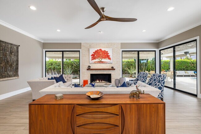 Building Photo - 77 Colgate Dr