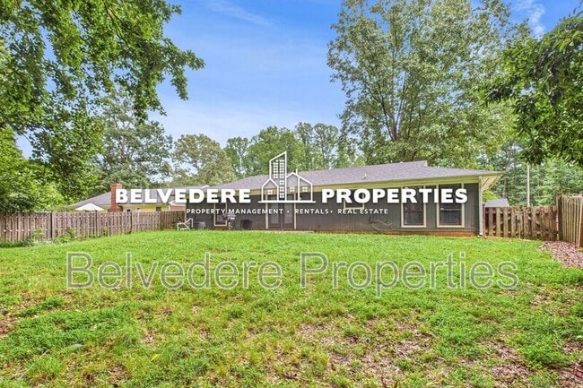 Building Photo - 6 Bellows Ct